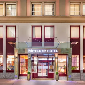 Mercure Zentrum מלון