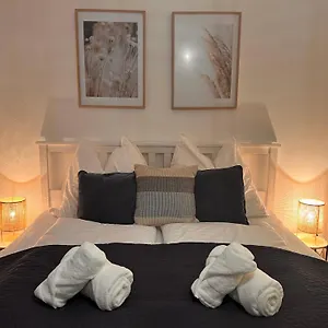 Luminous - Kostenloser Parkplatz , Stadt Naehe Appartement