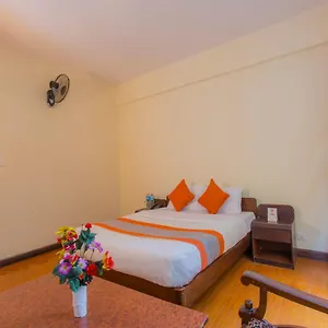 Magnificent 3*, Catmandu Nepal