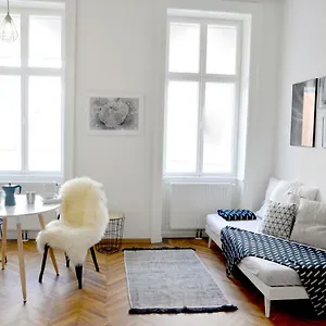 Design Degengasse Apartment