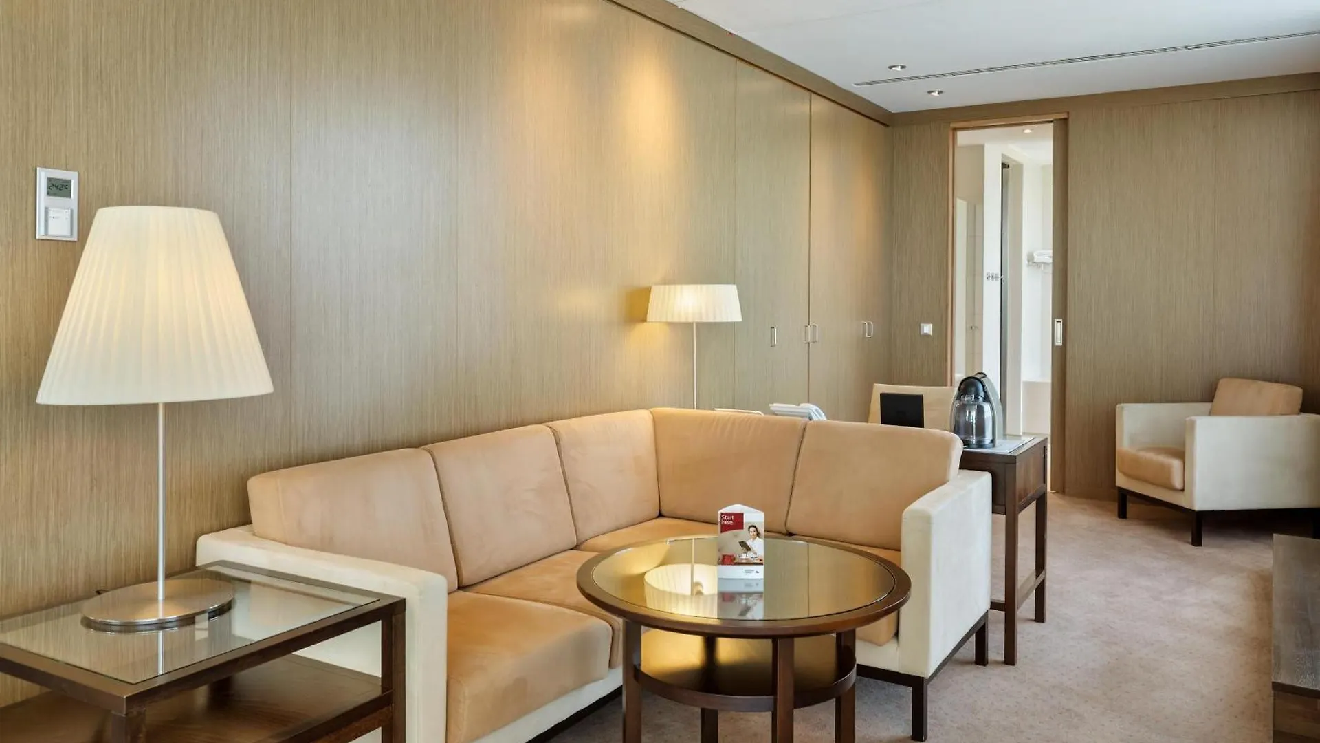 Austria Trend Hotel Savoyen וינה 4*,