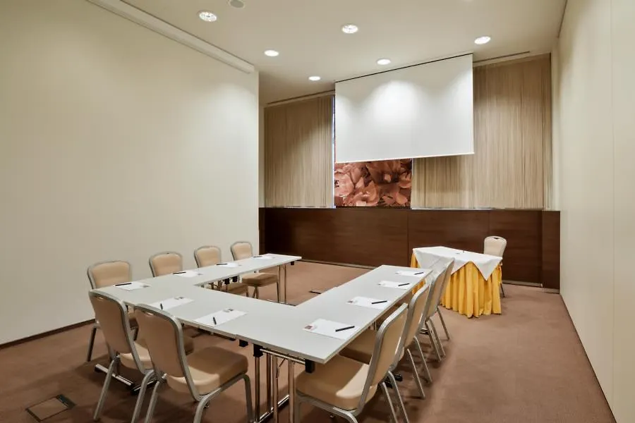 ****  Austria Trend Hotel Savoyen וינה אוסטריה
